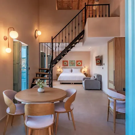 Symmetria Hotel 4*