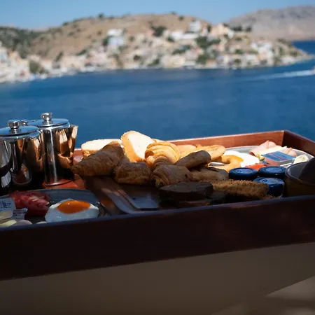 Hotel Symmetria 4*